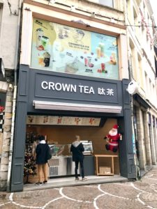 Après la rue Gambetta, Crown Tea s’offre les rues piétonnes !